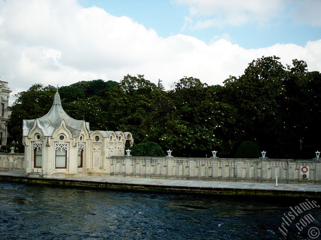 View of the Beylerbeyi Palace from the Bosphorus in Istanbul city of Turkey.
